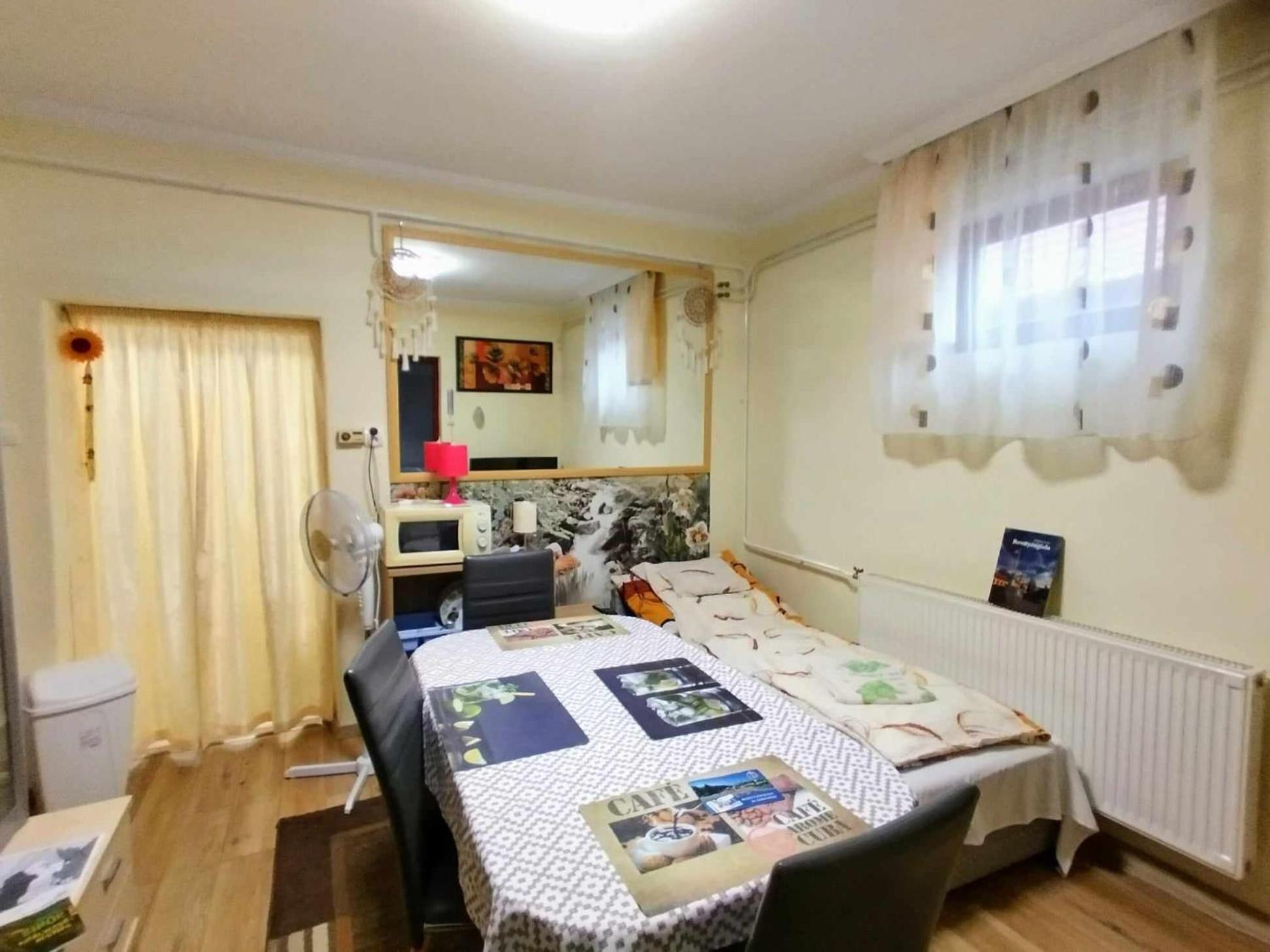 Apartamento Bundik Vendégház Berettyóújfalu Exterior foto